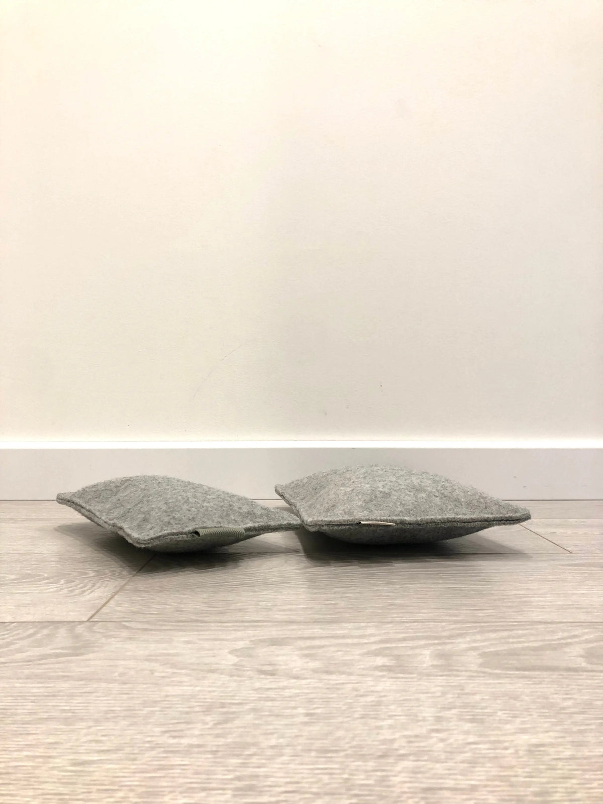 Saveplace® grey cat pillow (2 sizes) Grey Chaos